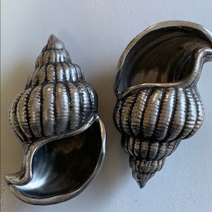 Silver Seashells